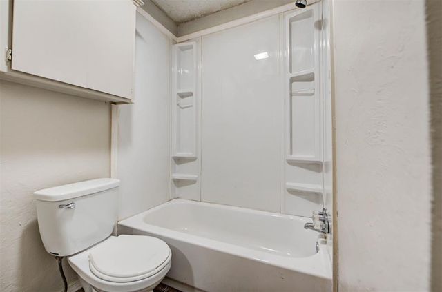 1421 NW 7th Street, Oklahoma City, OK 73106