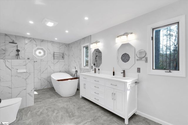 3 Maritime Drive, Salem, SC 29676