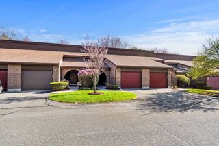 7 Aspen Ln 7, Peabody, MA 01960
