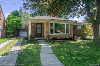 9984 Hemingway E, Redford Charter Township, MI 48239