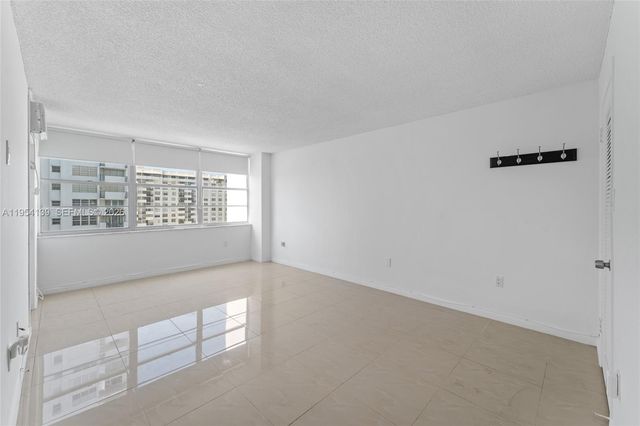 18061 Biscayne Boulevard 1701, Aventura, FL 33160
