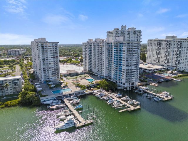 18061 Biscayne Boulevard 1701, Aventura, FL 33160