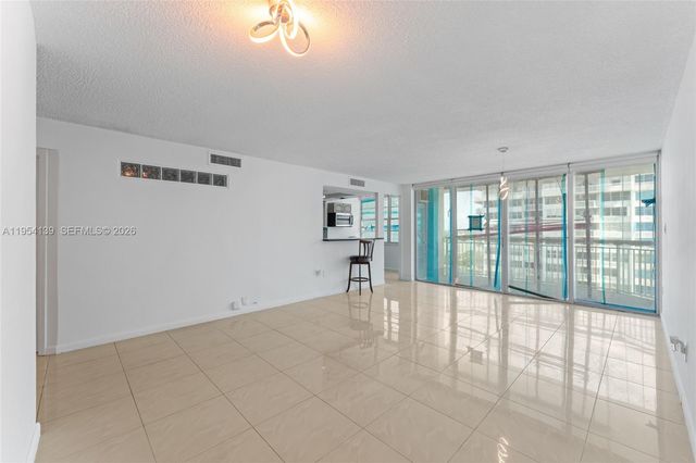 18061 Biscayne Boulevard 1701, Aventura, FL 33160