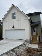 1809 Golf Club Rd, Old Hickory, TN 37138