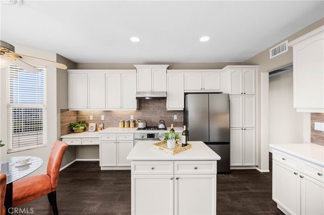 7 Hollyleaf, Aliso Viejo, CA 92656