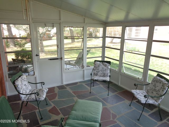 5 B Mohawk Court, Whiting, NJ 08759