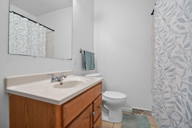 2832 Willowdale Road, Portage, IN 46368