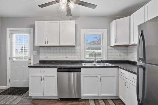 2832 Willowdale Road, Portage, IN 46368