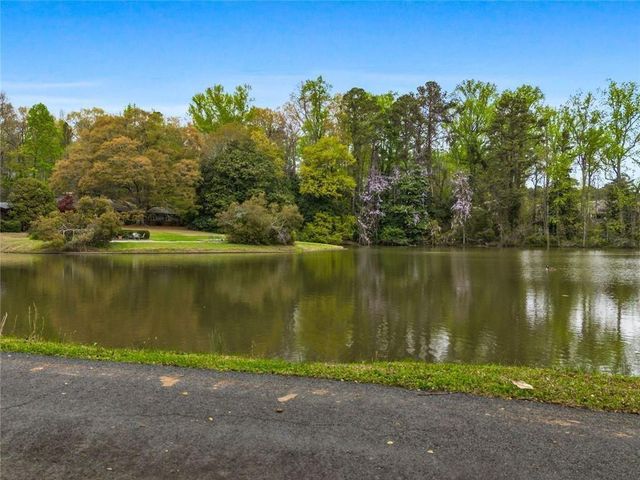 868 Powder Springs Street, Marietta, GA 30064