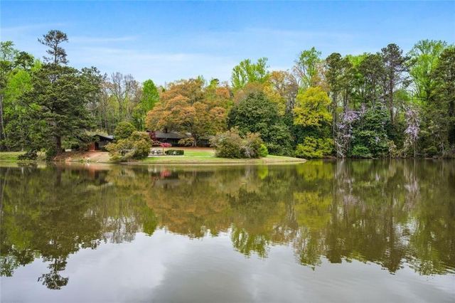 868 Powder Springs Street, Marietta, GA 30064