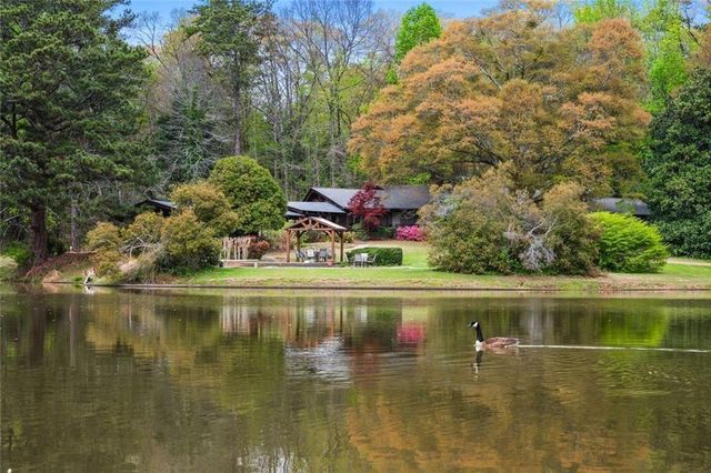 868 Powder Springs Street, Marietta, GA 30064