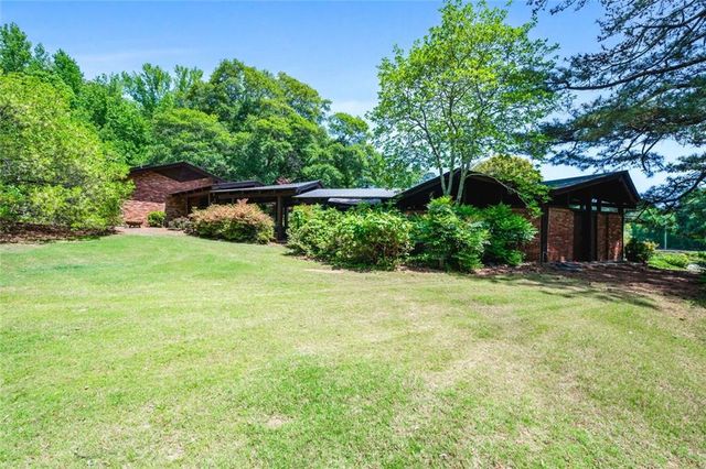 868 Powder Springs Street, Marietta, GA 30064