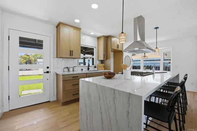 4547 Contour Blvd, San Diego, CA 92115