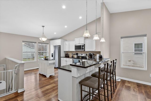 72386 Beacon Court, South Haven Twp, MI 49090