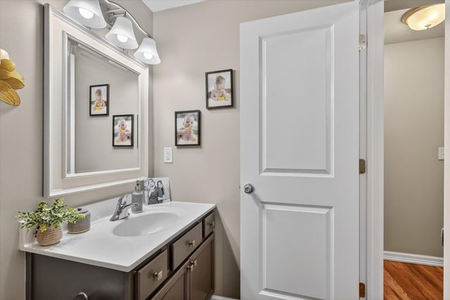 72386 Beacon Court, South Haven Twp, MI 49090