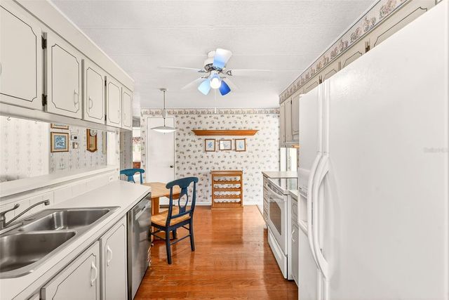 94 SUGAR BEAR DRIVE 55, Safety Harbor, FL 34695