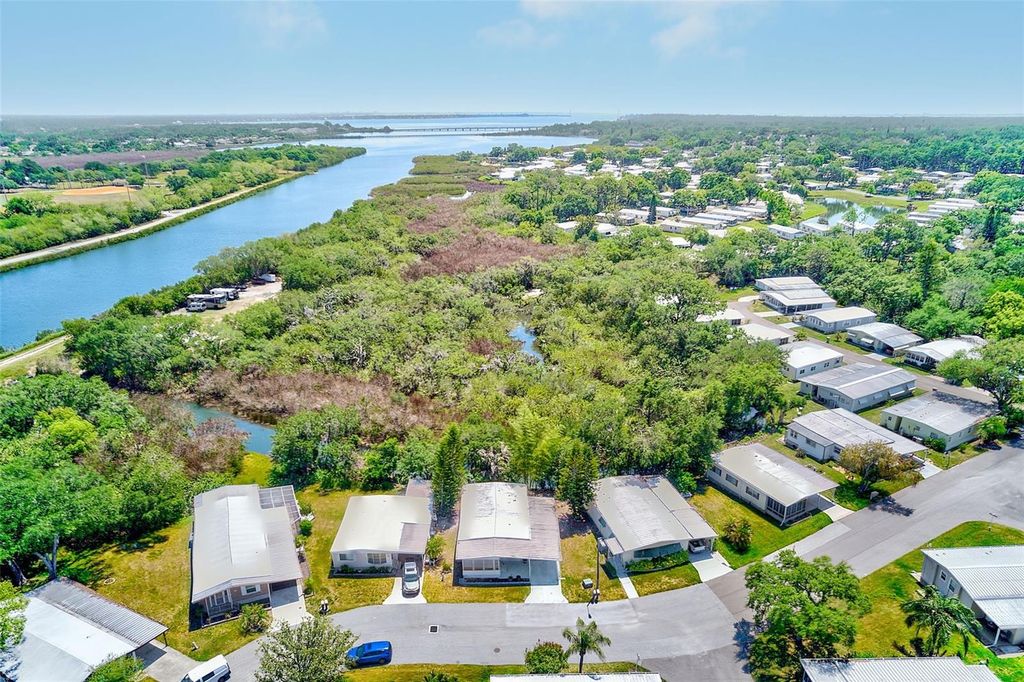 Image 36 of property listing at 94 SUGAR BEAR DRIVE 55, Safety Harbor, FL 34695