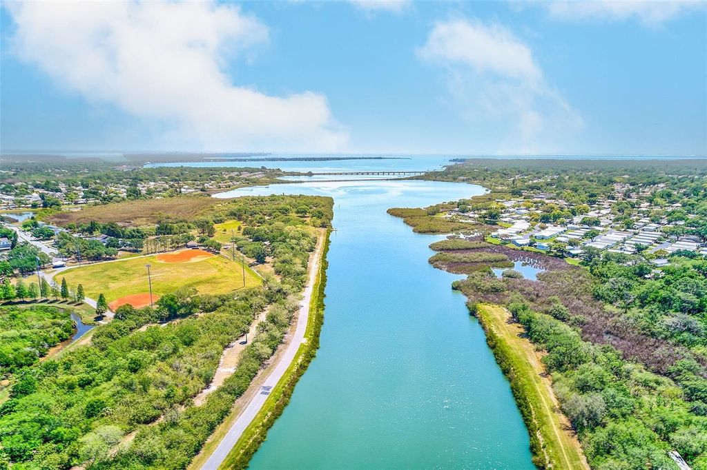 Image 38 of property listing at 94 SUGAR BEAR DRIVE 55, Safety Harbor, FL 34695