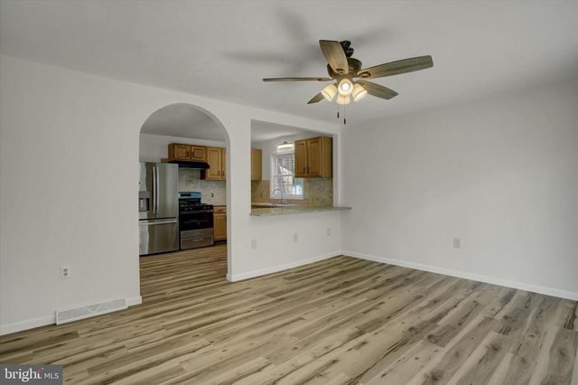 868 FOX MEADOW ROAD, Chambersburg, PA 17202