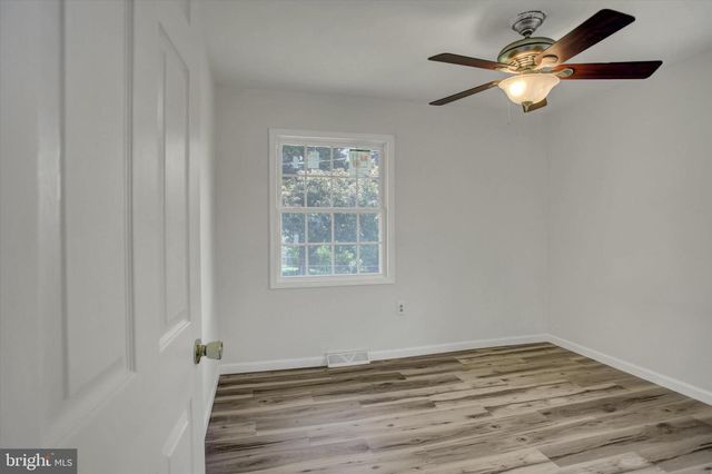 868 FOX MEADOW ROAD, Chambersburg, PA 17202