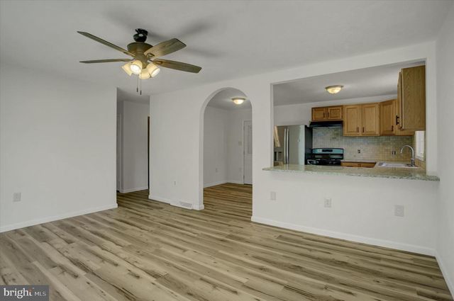 868 FOX MEADOW ROAD, Chambersburg, PA 17202