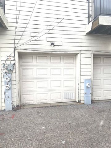 736 S Kedzie Avenue 1, Chicago, IL 60612