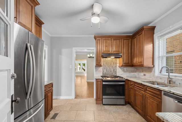 5010 N MAJOR Avenue, Chicago, IL 60630