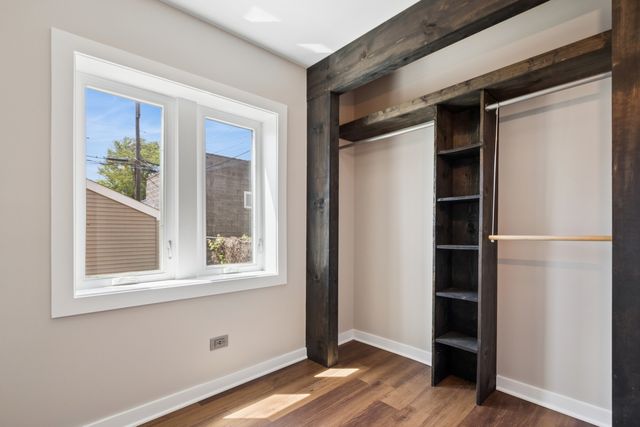 5010 N MAJOR Avenue, Chicago, IL 60630