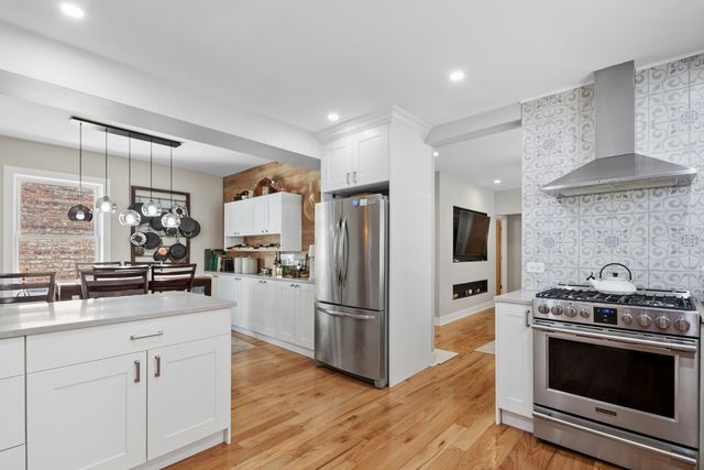5010 N MAJOR Avenue, Chicago, IL 60630