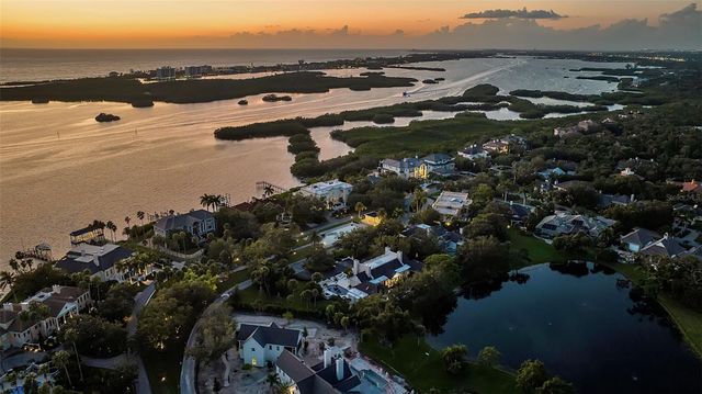 101 OSPREY POINT DRIVE, Osprey, FL 34229