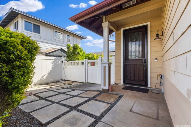 1101 Kukulu Street 40, Kapolei, HI 96707