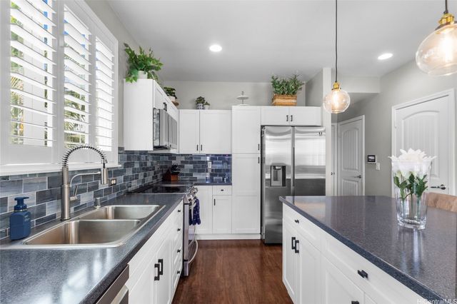 1101 Kukulu Street 40, Kapolei, HI 96707