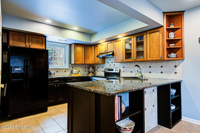 5623 Harrods Run Rd, Prospect, KY 40059