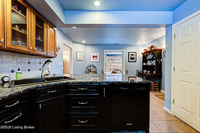 5623 Harrods Run Rd, Prospect, KY 40059
