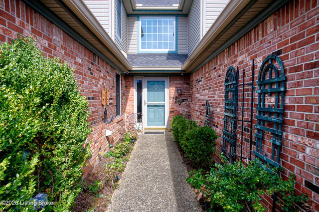 5623 Harrods Run Rd, Prospect, KY 40059