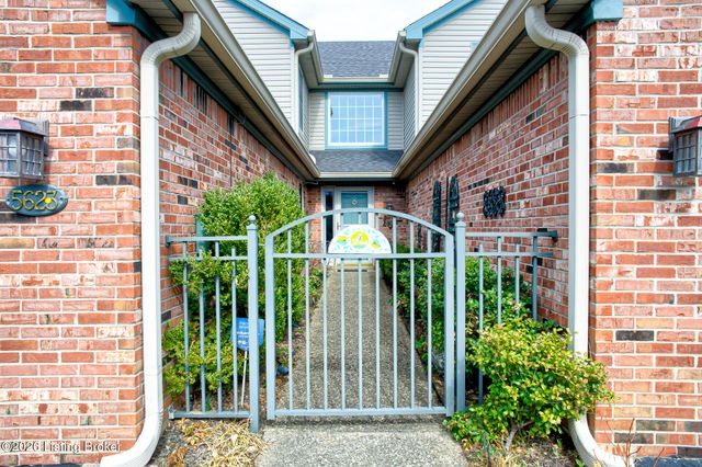 5623 Harrods Run Rd, Prospect, KY 40059