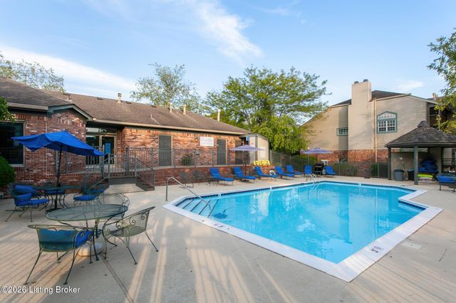5623 Harrods Run Rd, Prospect, KY 40059