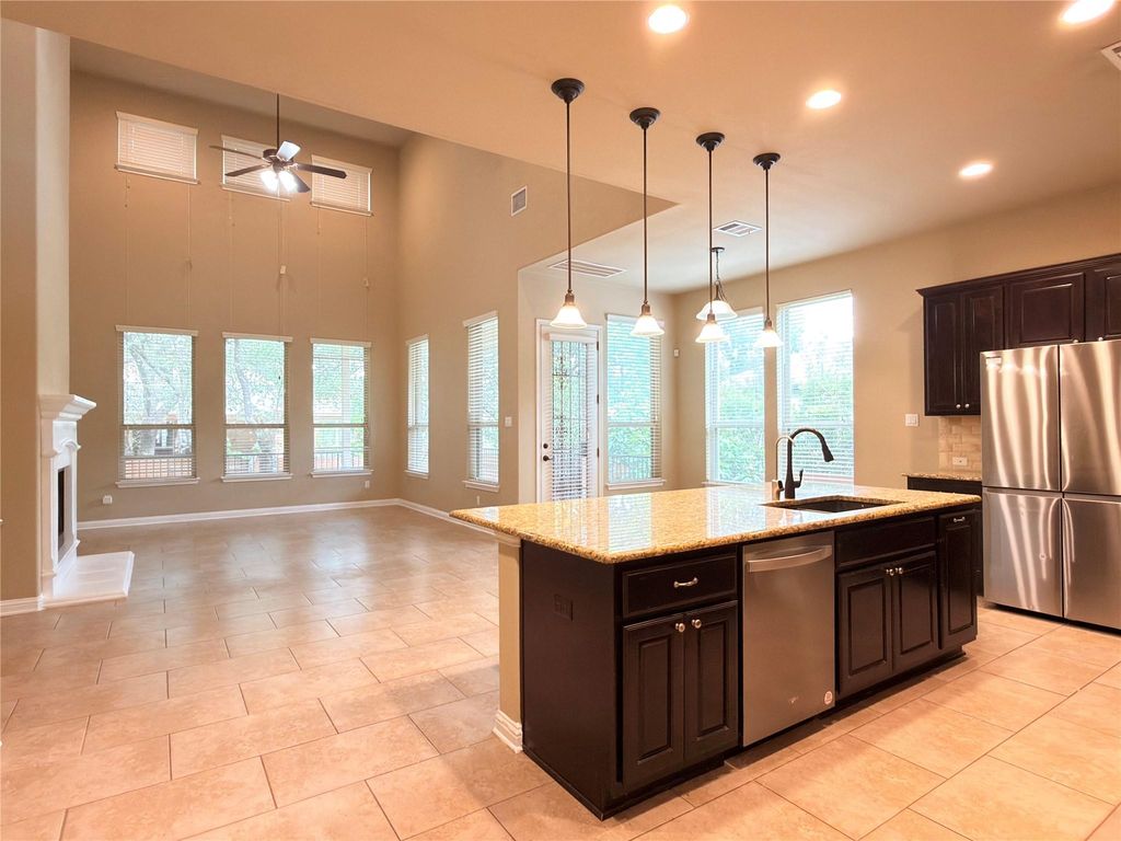 404 Dry Gulch BND, Cedar Park, TX 78613
