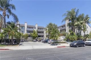 20253 Keswick Street 318, Winnetka, CA 91306