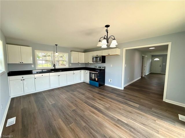 6129 Ridge Road, Lexington, NC 27295