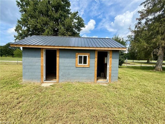 6129 Ridge Road, Lexington, NC 27295