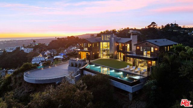 2020 Cyprean Drive, Los Angeles, CA 90046