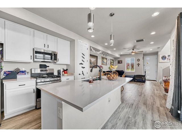 22876 E Tufts Pl, Aurora, CO 80015