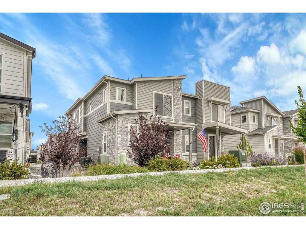 22876 E Tufts Pl, Aurora, CO 80015