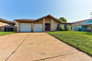 1021 SW 1st Street, Moore, OK 73160