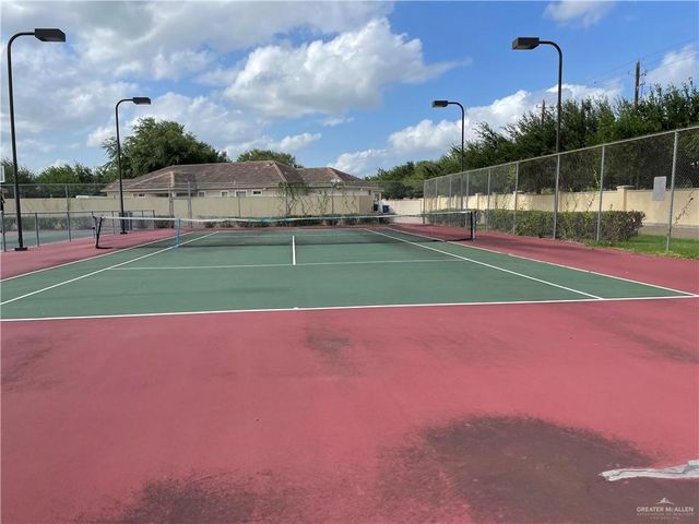 617 E Thornhill Avenue, Mcallen, TX 78503