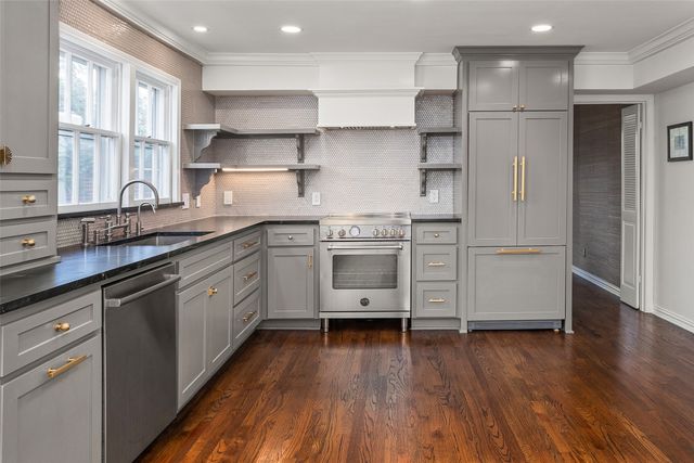 4604 Harley Avenue, Fort Worth, TX 76107