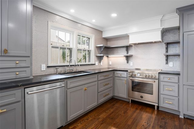 4604 Harley Avenue, Fort Worth, TX 76107