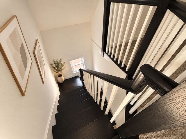 5652 S Shields Avenue, Chicago, IL 60621