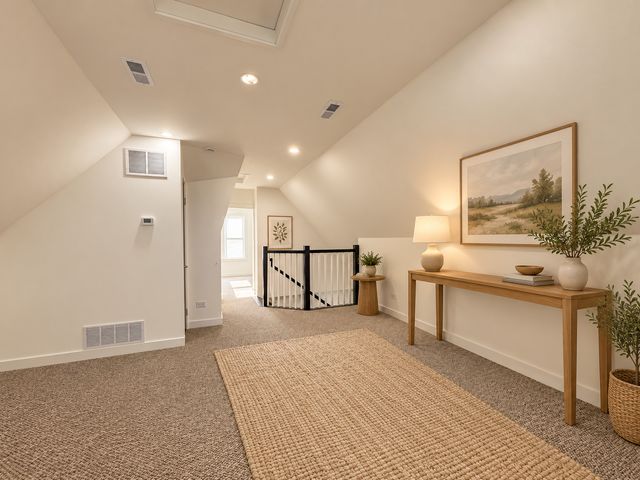 5652 S Shields Avenue, Chicago, IL 60621